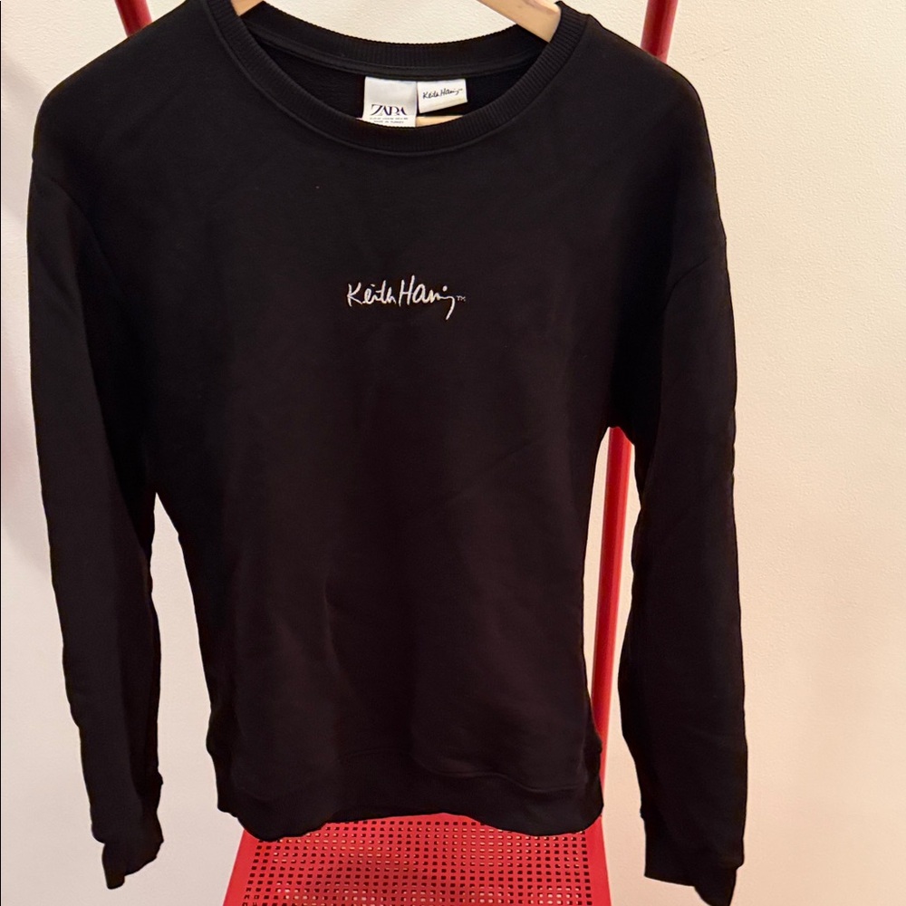 Zara men Black Sweatshirt with White Script